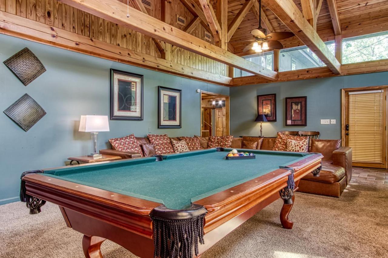 Mountain Lake Lodge, Hot Tub, Theater Room, 1089 Free Tickets Each Paid Day, Dollywood And More Sevierville Bagian luar foto