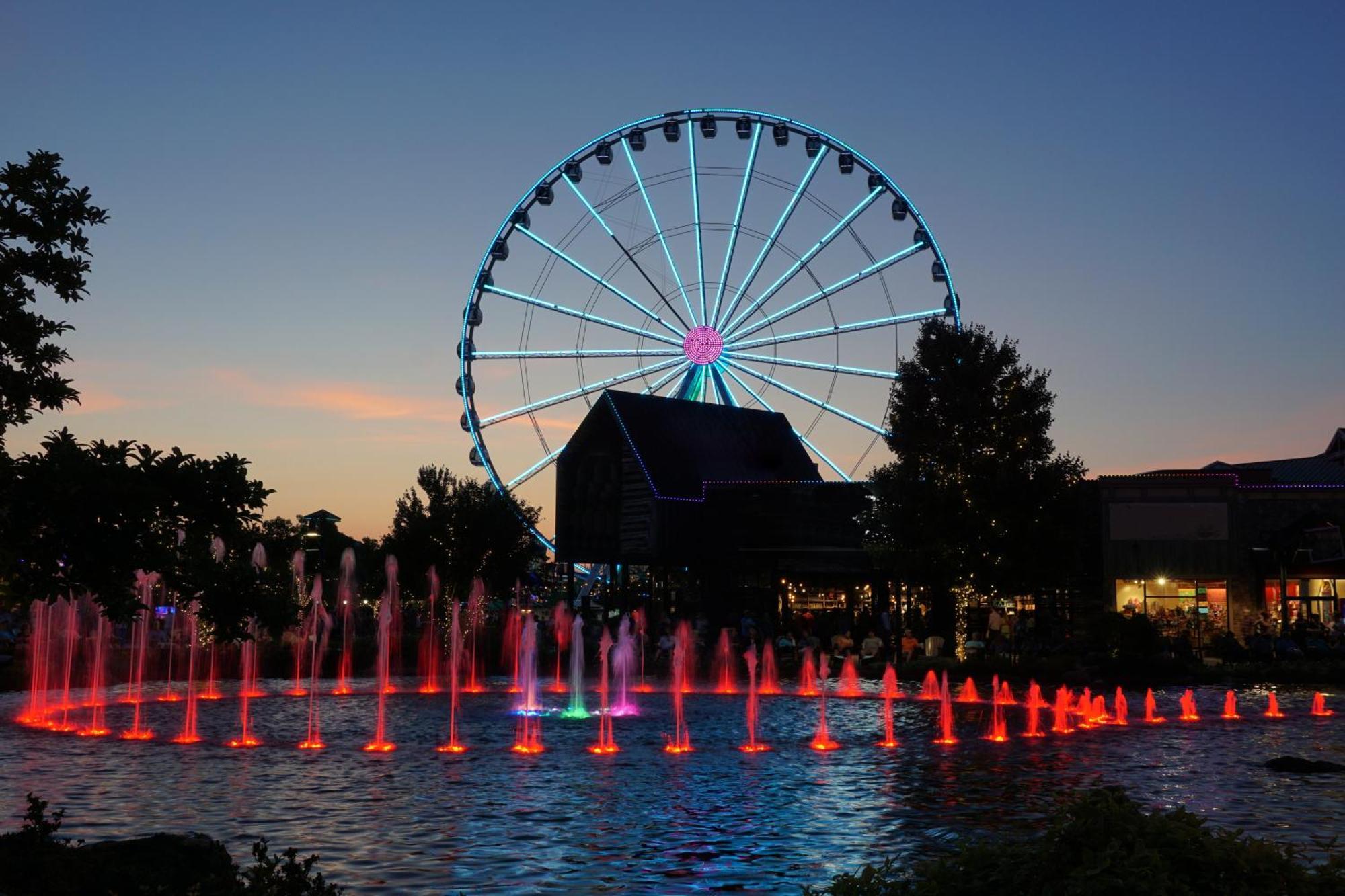 Mountain Lake Lodge, Hot Tub, Theater Room, 1089 Free Tickets Each Paid Day, Dollywood And More Sevierville Bagian luar foto